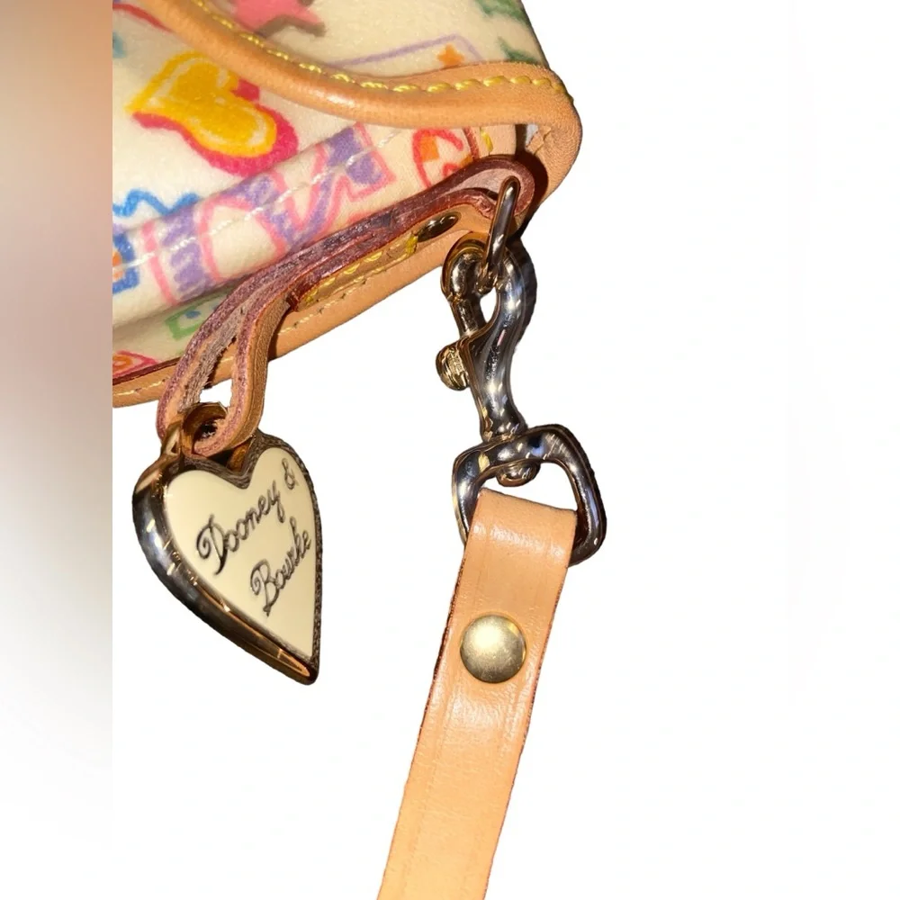 Dooney & Bourke Wristlet  NWOT - Picture 3 of 10